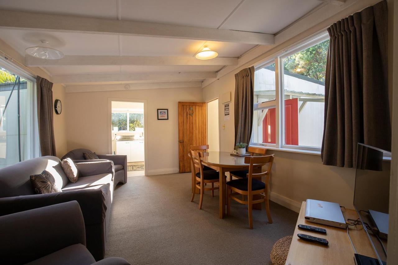 Beachfront Motel 3*
