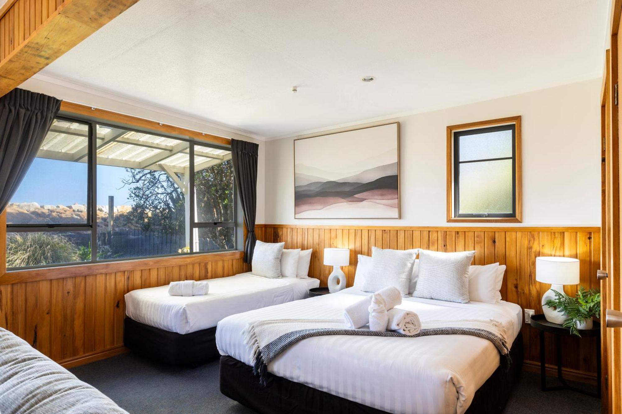 Beachfront Motel 3*