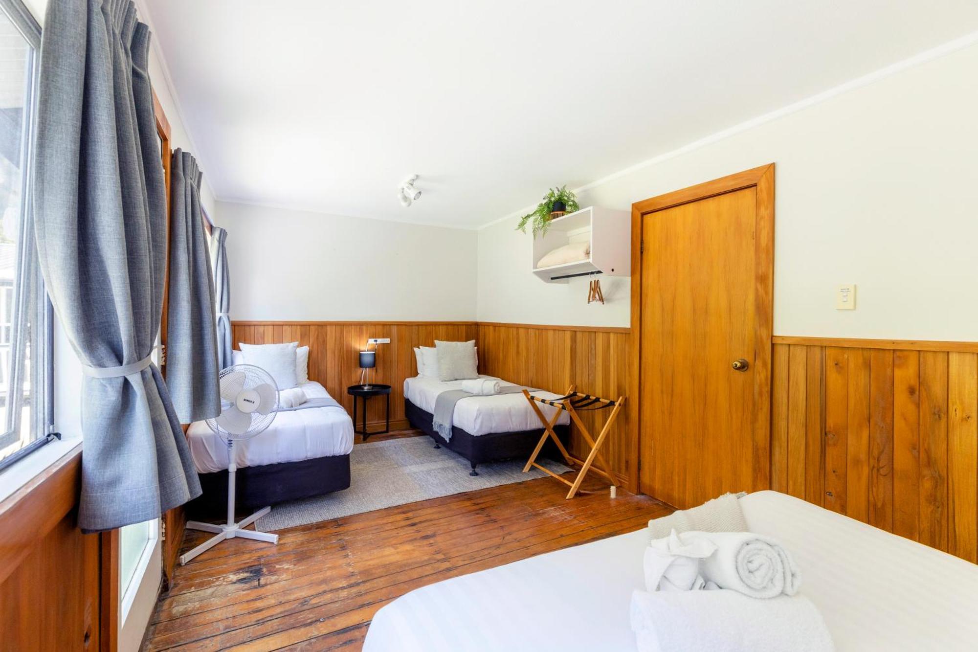 Beachfront Motel 3*